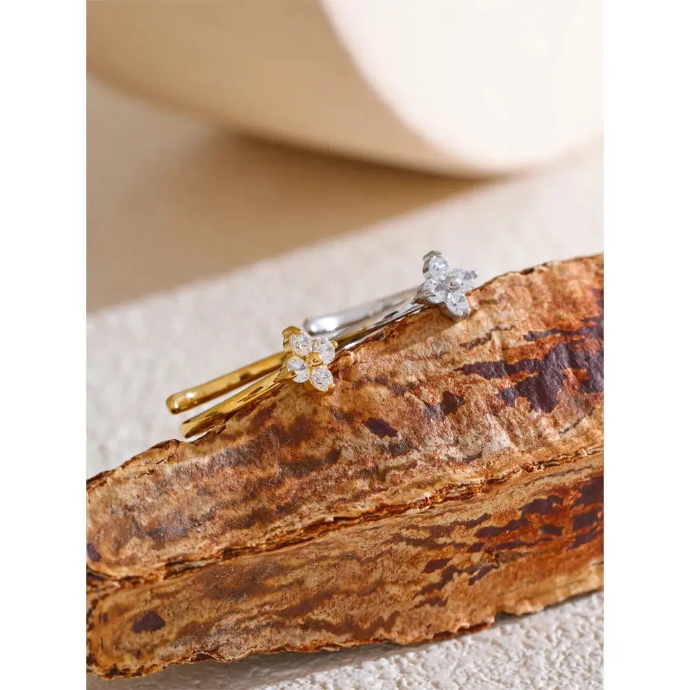 Bague Fleur Zircone Scintillante — Argent 925 Plaqué Or 18K Bijoux de Paris